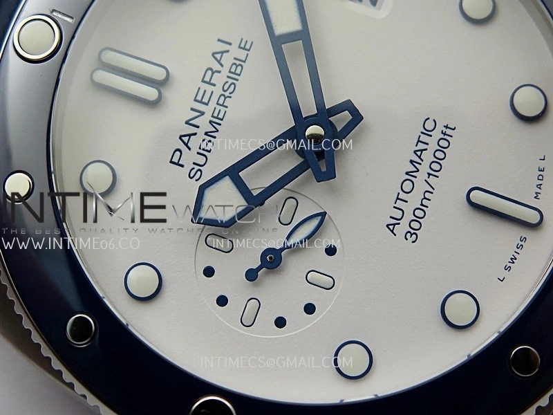 PAM1696 44mm Submersible VSF 1:1 Best Edition White Dial On Blue Rubber Strap P.900 Super Clone